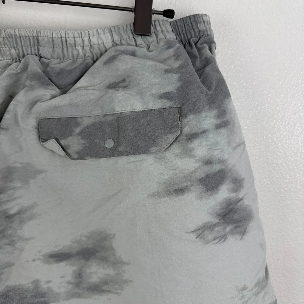 Cactus Jack Shorts Mens 2XL Gray Swim Trunks Trails Tie Dye Patches Beach 5.5